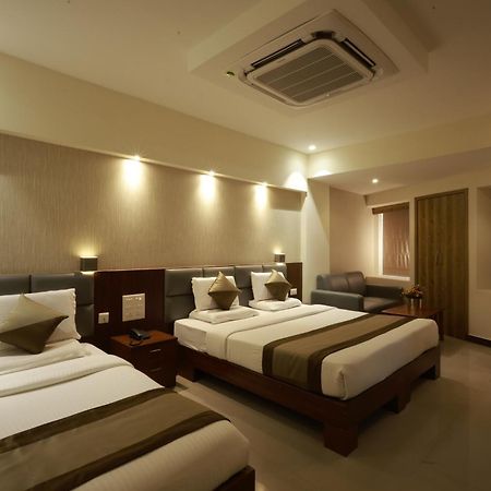 Metro Plaza Hotel By Rak Rooms, Mangaluru Zewnętrze zdjęcie