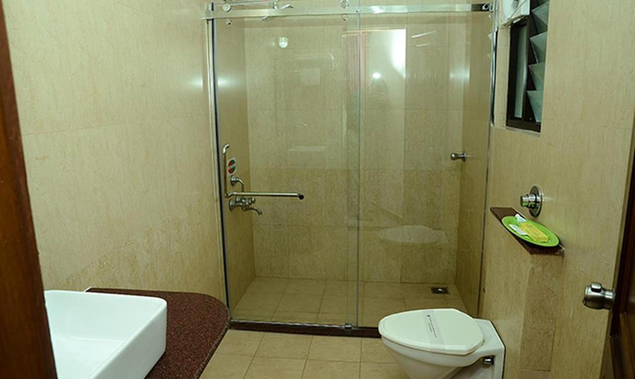 Metro Plaza Hotel By Rak Rooms, Mangaluru Zewnętrze zdjęcie