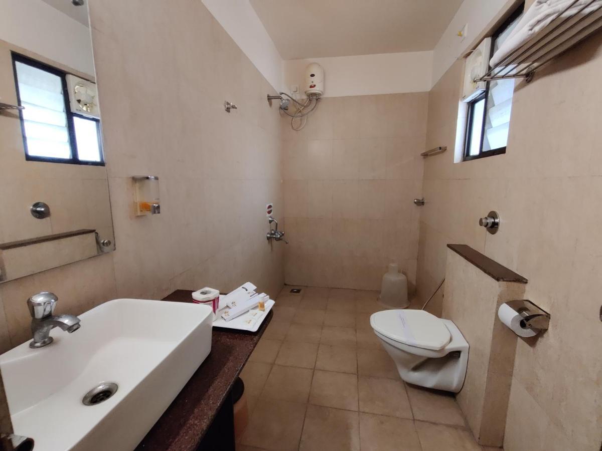 Metro Plaza Hotel By Rak Rooms, Mangaluru Zewnętrze zdjęcie