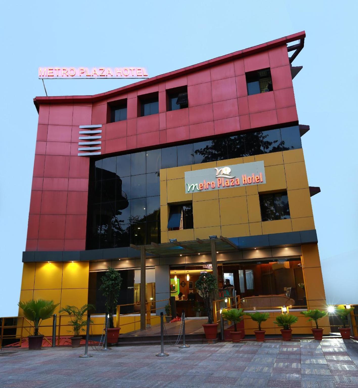 Metro Plaza Hotel By Rak Rooms, Mangaluru Zewnętrze zdjęcie