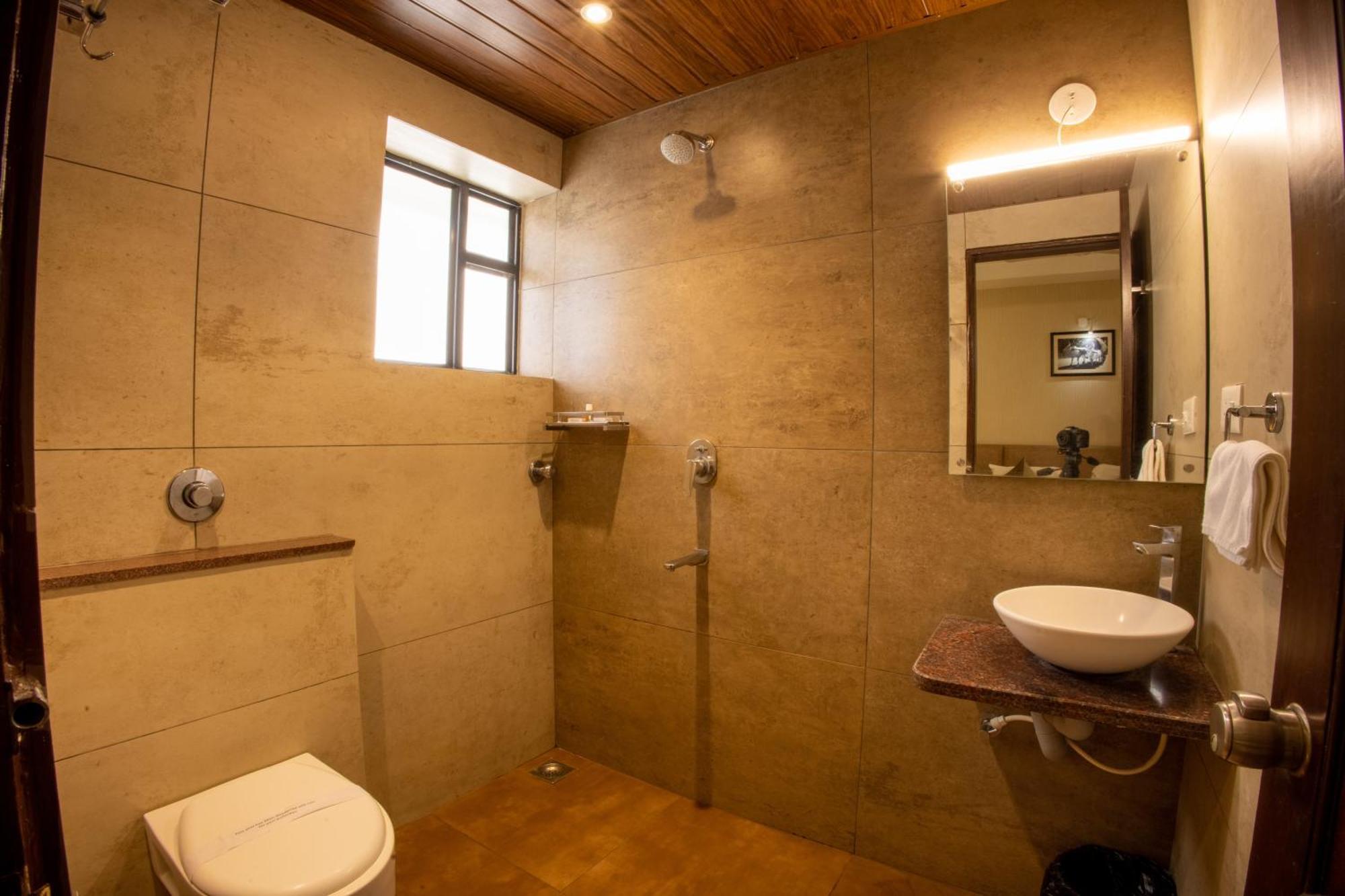 Metro Plaza Hotel By Rak Rooms, Mangaluru Zewnętrze zdjęcie