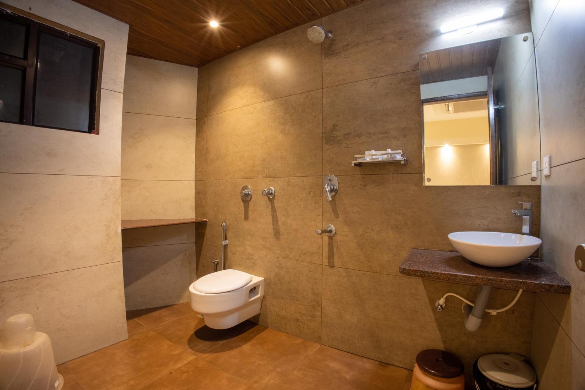 Metro Plaza Hotel By Rak Rooms, Mangaluru Zewnętrze zdjęcie