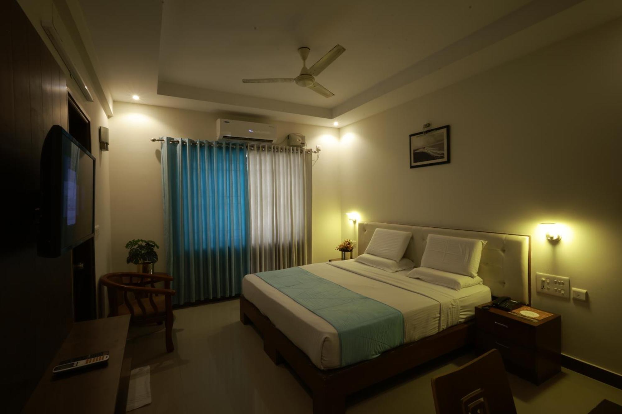 Metro Plaza Hotel By Rak Rooms, Mangaluru Zewnętrze zdjęcie