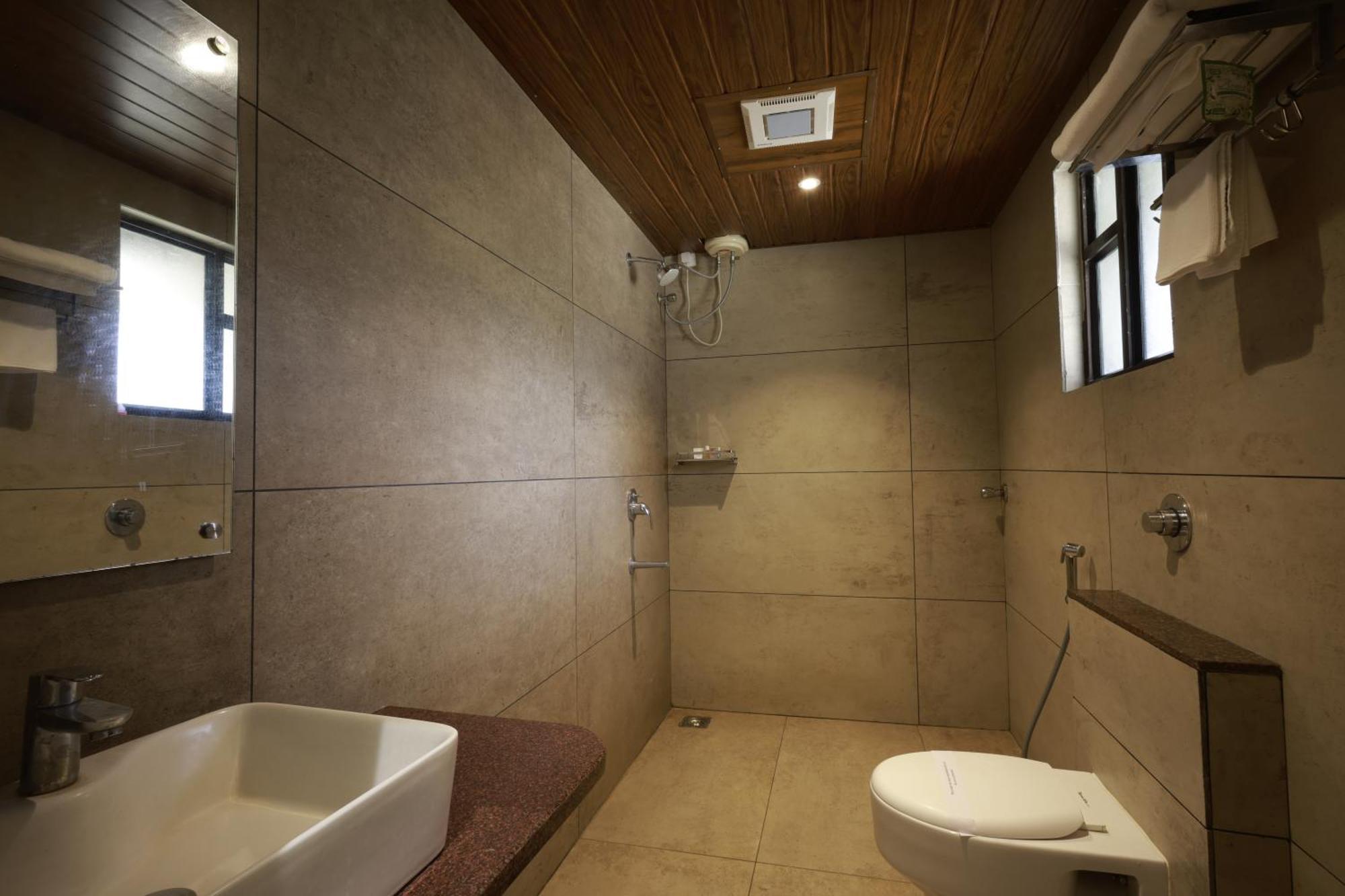 Metro Plaza Hotel By Rak Rooms, Mangaluru Zewnętrze zdjęcie