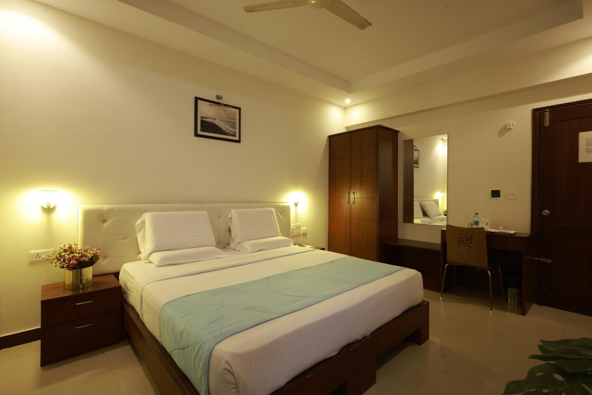 Metro Plaza Hotel By Rak Rooms, Mangaluru Zewnętrze zdjęcie